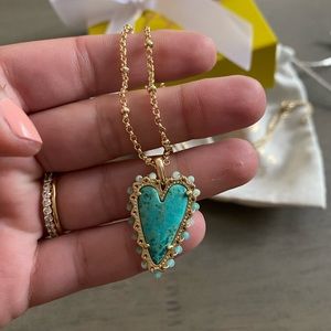 NEW- in yellow box and original bag - Kendra Scott